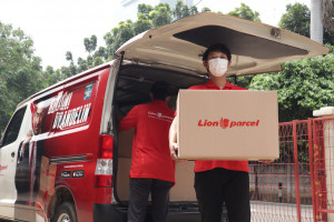 Meriahkan Ramadan, Lion Parcel Bagi-Bagi BERKAH Senilai Miliaran Rupiah