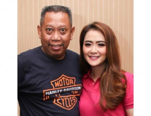 Tukul Arwana Semangat Jalani Fisioterapi, Sudah Dapat Angkat Tangan Sendiri