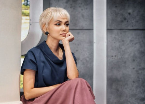 Hilang Kendali dengan Lempar Barang, Rina Nose Akui Sempat Idap OCD