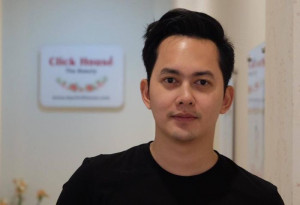 Rawat Sang Mama, Kiki Farrel Curhat Rayakan Lebaran yang Menguras Hati