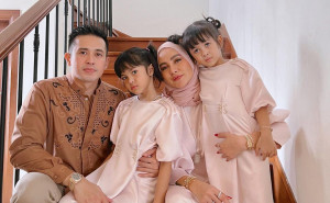 Lebaran Bersama Aufar Hutapea, Olla Ramlan: Anak-Anak Berhak Bersama Kedua Orang Tua