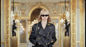 Idol K-Pop Multitalenta, Lisa BLACKPINK Jadi Model Runway Jenama CELINE