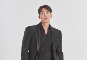 Hoon U-Kiss Umumkan Akan Menikah dengan Hwang Ji Seon eks Girl’s Day