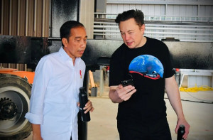 Akan Jalin Kerja Sama dengan Elon Musk, Jokowi Kunjungi Space X di Amerika