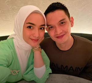 Pengadilan Resmi Tetapkan Rezky Adhitya Sebagai Ayah dari Anak Wenny Ariani