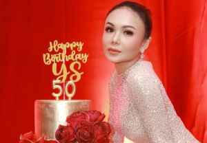 Tetap Bugar di Usia 50 Tahun, Ini 5 Tips Awet Muda Ala Yuni Shara