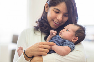 Pusing Bayi Tak Kunjung Tidur? Ikuti 4 Tips Ini Yuk!