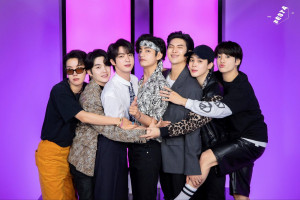 Meski Wamil, Menteri Pertahanan Korea Selatan Izinkan BTS Tampil di Konser