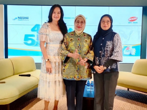 Nestlé BOOST Optimum Ajak Lansia Jalankan Gerakan 4 Sehat 5 Bahagia