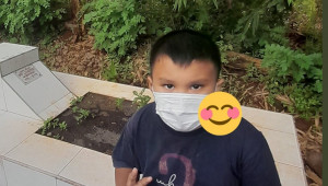 Mengharukan! Siswa Kelas 1 SD Diam-diam Chat Mendiang Ibunya