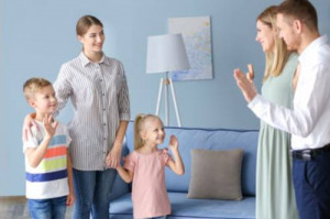 Orang Tua Wajib Tahu, 6 Tips Pilih Pengasuh yang Baik untuk Anak