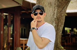 Diduga Tak Akrab, Angga Wijaya dan Saipul Jamil Tunjukkan Kedekatan di Medsos