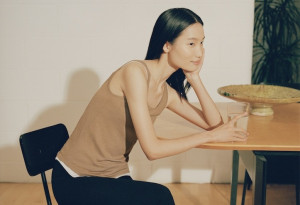 Tawarkan Kenyamanan, Koleksi Spring/Summer UNIQLO dan Mame Kurogouchi 2022 Siap Dirilis