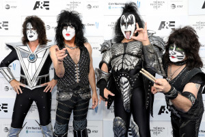 Tur Terakhir Sebelum Pensiun, KISS Akan Tambah 100 Kota Lagi