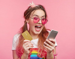 Self Reward Anti Boncos, Belanja Pakai AI Lazzie by Lazada