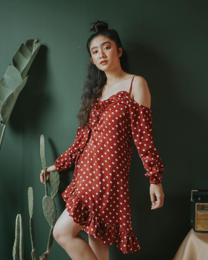 Gaya Makin on Point, 7 Inspirasi Outfit Casual Look ala Febby Rastanty