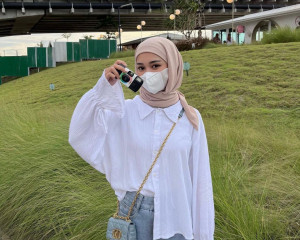 5 OOTD Hijab ala Cewek Bumi