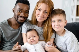 Pahami Potret Hubungan Nathalie Holscher - Putri Delina, Ini 5 Tips Step-Parenting