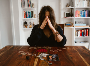 Jatuh Cinta Bisa Berdampak Buruk, Apa Itu Lovesickness?
