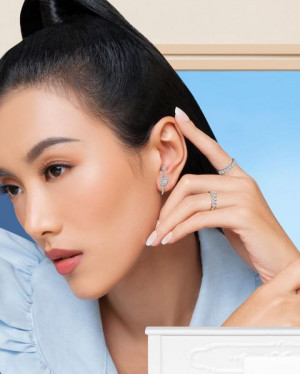 Rayakan Pencapaianmu dengan Perhiasan Berlian Impian