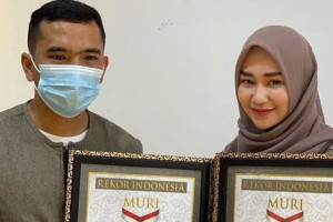 Putra Siregar Terima Rekor MURI Usai Kurbankan 2.008 Ekor Hewan