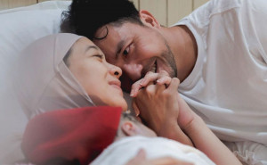 Pasangan Ananda Omesh dan Dian Ayu Ungkap Nama Anak Ketiganya