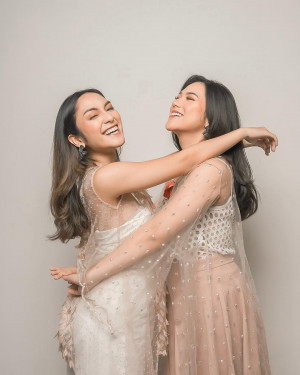 Friendship Goals, Ini 7 Potret Kompak Influencer Nabila Gardena dan Cindy Priscilla
