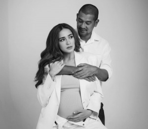 Ucap Syukur, Yasmine Wildblood Akhirnya Hamil Anak Laki-laki