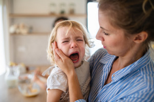 Kenali Istilah Mother Wound, Kurangnya Kasih Sayang dari Ibu