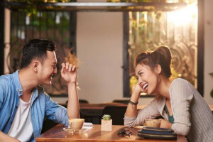 Ingin Orang Tersayang Makin Bahagia? Ini 5 Cara yang Bisa Kamu Lakukan