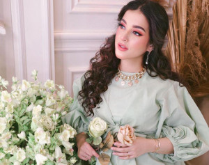 Cantik dan Menawan! Ini 7 Inspirasi Outfit Ibu Hamil ala Tasya Farasya