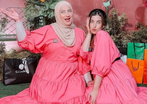 Diisukan Kurang Harmonis, 5 Bukti Kekompakan Tasya Farasya dan Tasyi Athasyia