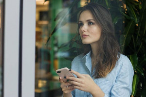 5 Cara Elegan Hindari Toxic People di Media Sosial