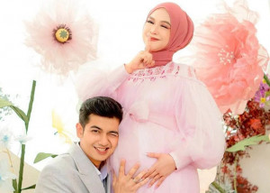 5 Fakta Menarik Persalinan Anak Pertama Ria Ricis