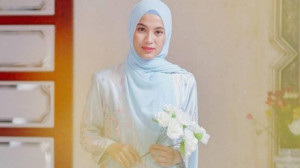 Tampil Kasual hingga Glamor, Intip 7 OOTD Hijab Alyssa Soebandono