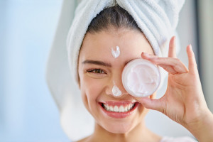 Wajib Tahu! Urutan Basic Skincare yang Penting untuk Remaja