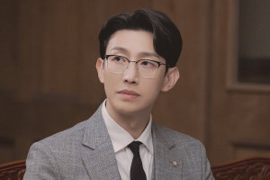 Batal Ikut Liburan Ke Bali, Aktor Kang Ki Young Dinyatakan Positif Covid-19