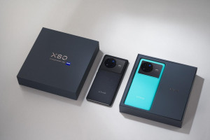 Usung Teknologi ZEISS Optics dan Dual-Flagship Chip, Intip Keunggulan vivo X80
