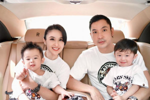 Sandra Dewi Dapat Kado Mobil Mewah dari Sang Suami Tercinta
