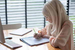 Ilmu Lebih Bermanfaat, Yuk Baca Doa Sebelum dan Sesudah Belajar!