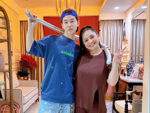 Main Ke Rumah Nagita Slavina, Henry Lau Jatuh Cinta dengan Cimol dan Cireng