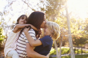 5 Tips Jadi Single Mom yang Sukses