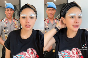 Nikita Mirzani Ngaku Tersambo-sambo, Netizen: “Semoga Jodoh”