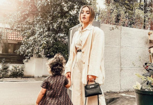 Wajah Anak Tasya Farasya Debut di Vlog The Sungkars, Netizen: Merasa Bersalah Lihatnya