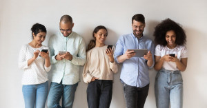 Wajib Tahu! 5 Etika saat Berada di Grup Chat Aplikasi Online