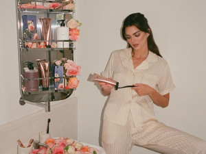 Atasi Gangguan Kecemasan, Ini Rutinitas Kendall Jenner di Malam Hari