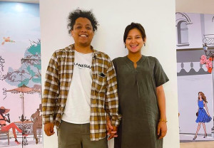Selamat! Arie Kriting dan Indah Permatasari Sambut Kelahiran Anak Pertama