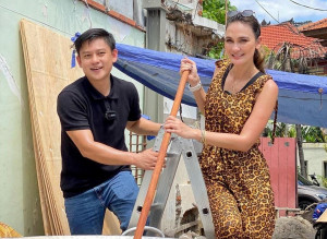 Bobon Santoso Beri Klarifikasi Insiden Luna Maya Dilarikan ke Rumah Sakit