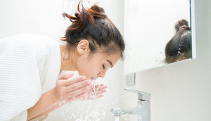5 Cara Pilih Produk Pembersih Wajah Sesuai Jenis Kulit