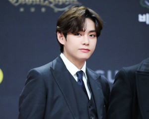 Spesial! V BTS akan Tampil Jadi DJ di Acara Radio Starry Night